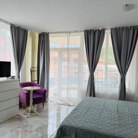 Oazis Sea View Apartament *